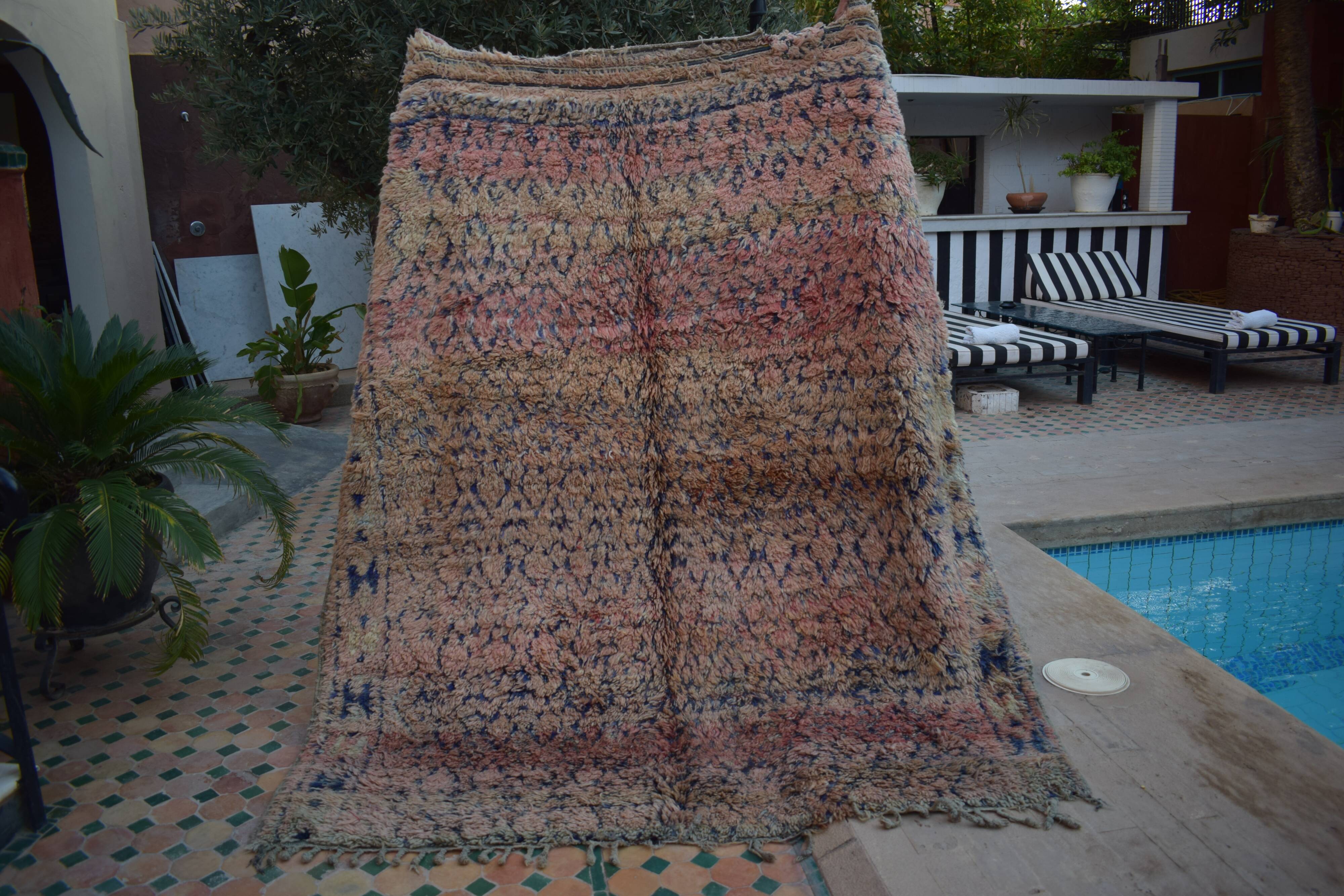Vintage moroccan berber rug, 228x190 cm