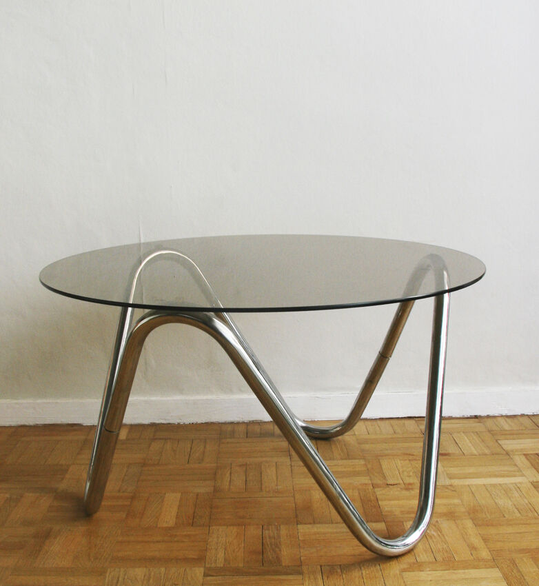 Table basse à pied serpent chromé des années 70