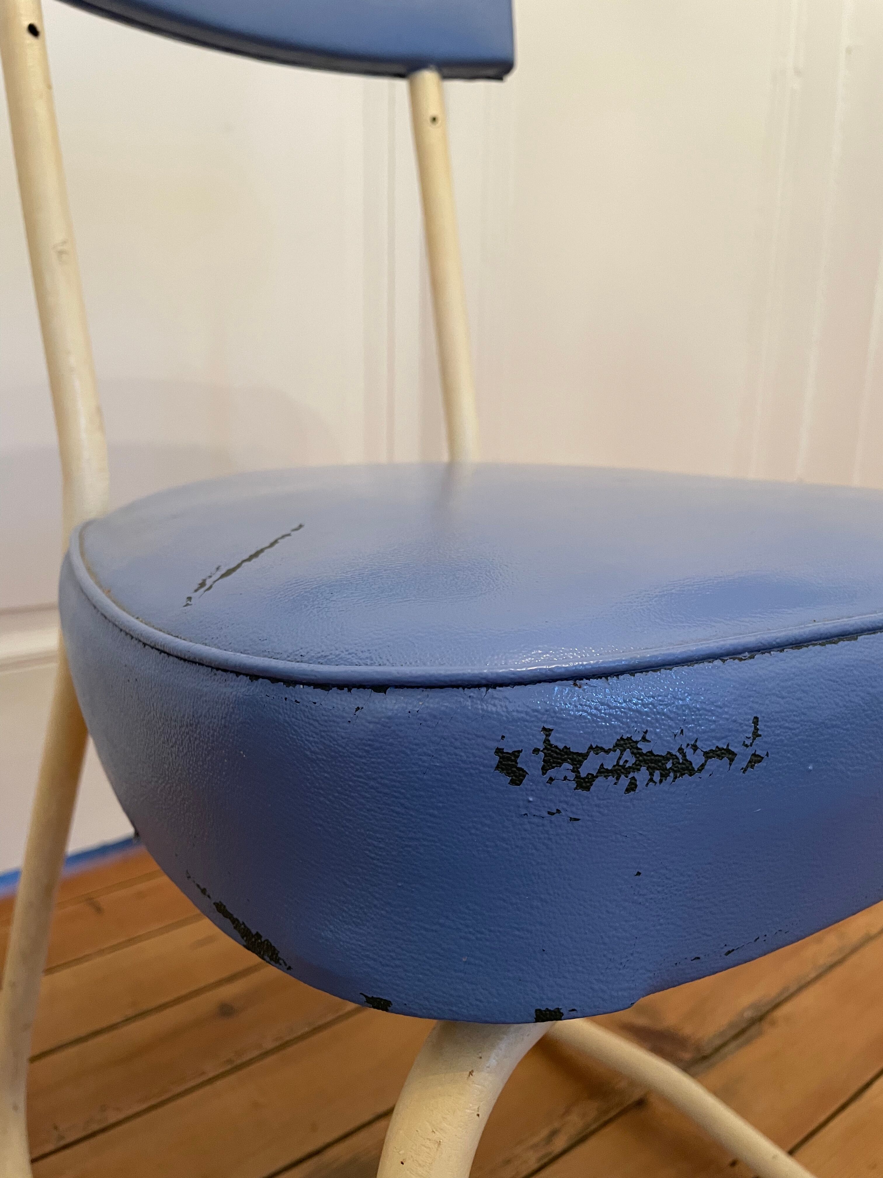 Bauhaus Ronéo office chair 1950