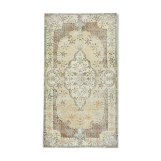 Old floral vintage rug carpet 204x114cm