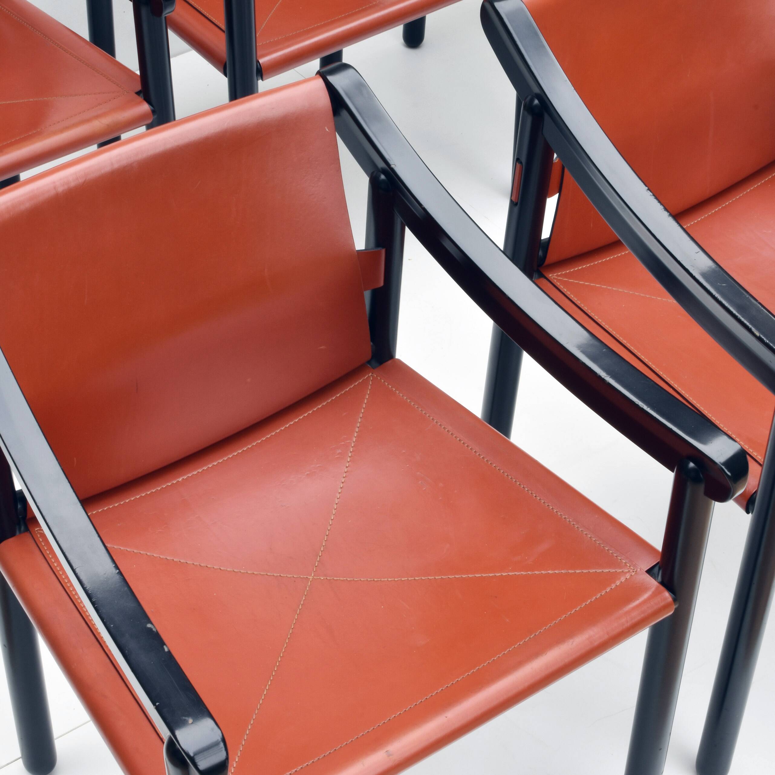 Set of 6 model 905 chairs by Vico Magistretti