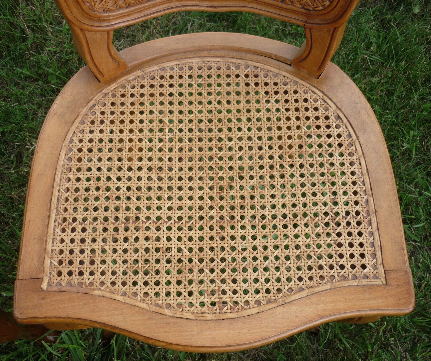 Chaise en bois et cannages vintage