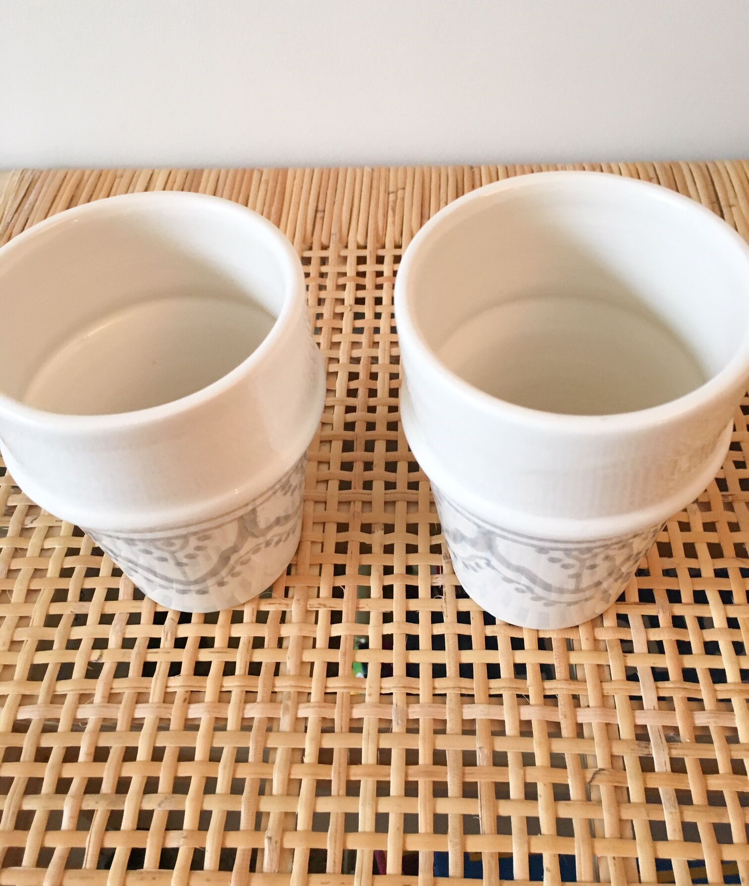Lot of 2 ceramic cups grey Berber motifs