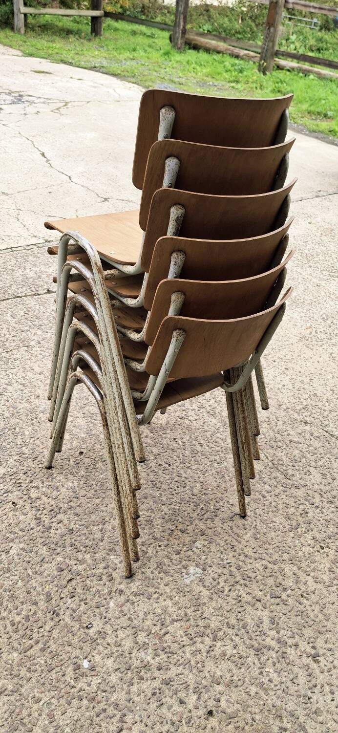 Chaises industrielles