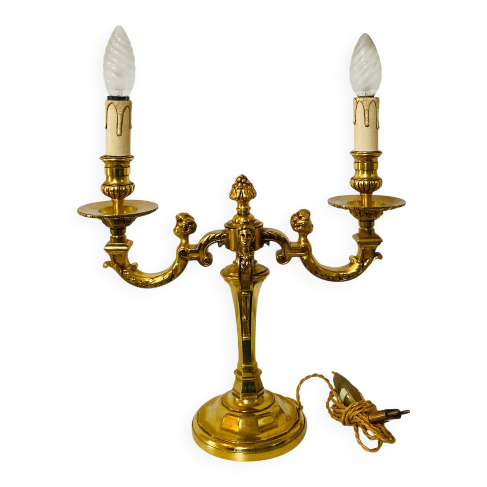 Chandelier en bronze à décors de putti et cariatides, début XXe