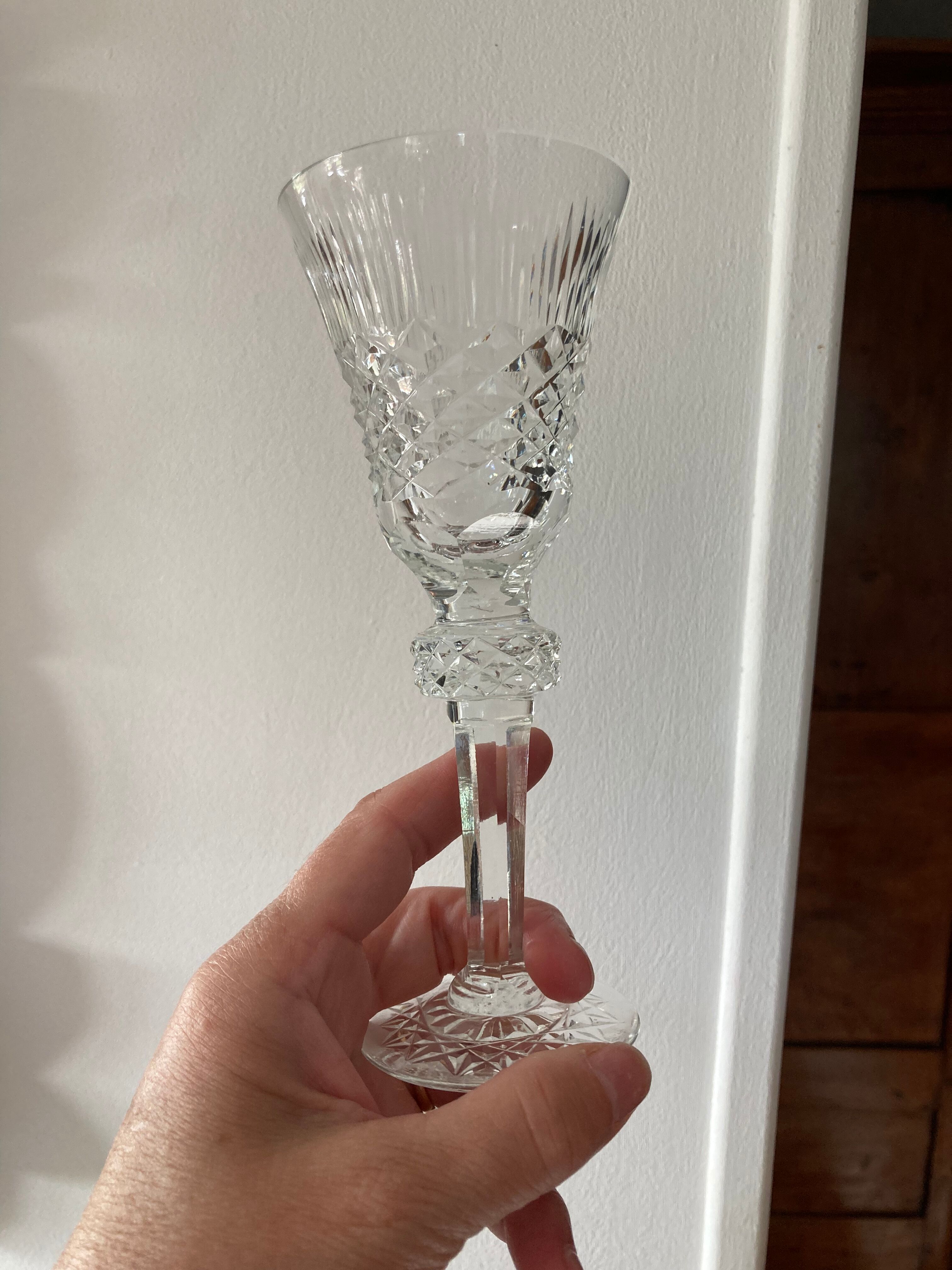 Service of 46 crystalline glasses