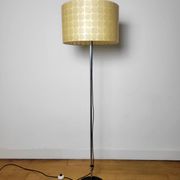 Lampadaire vintage Cocoon par Goldkant