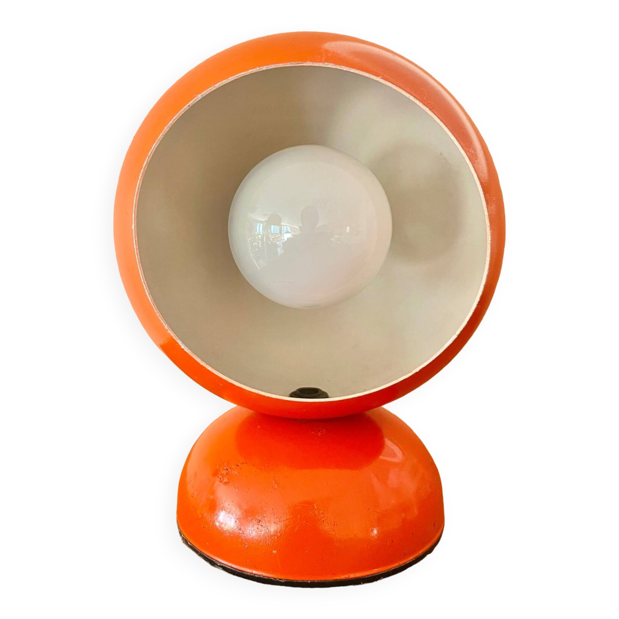 Orange eye ball lamp