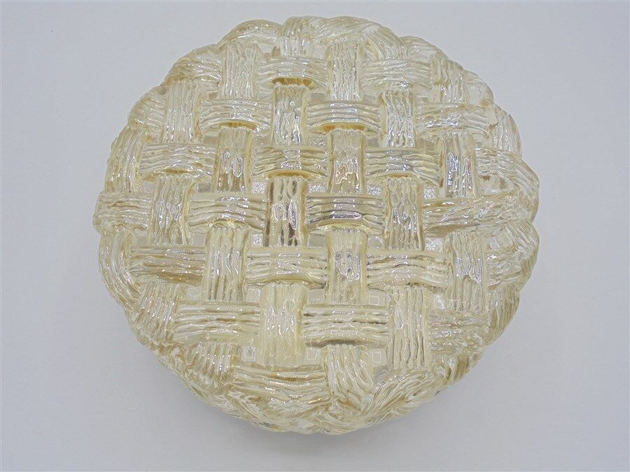 Round ceiling light