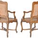 Paire de fauteuils cannés de style Régence