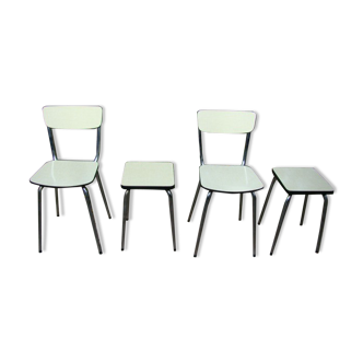 Lot of two chairs and two stools in formica