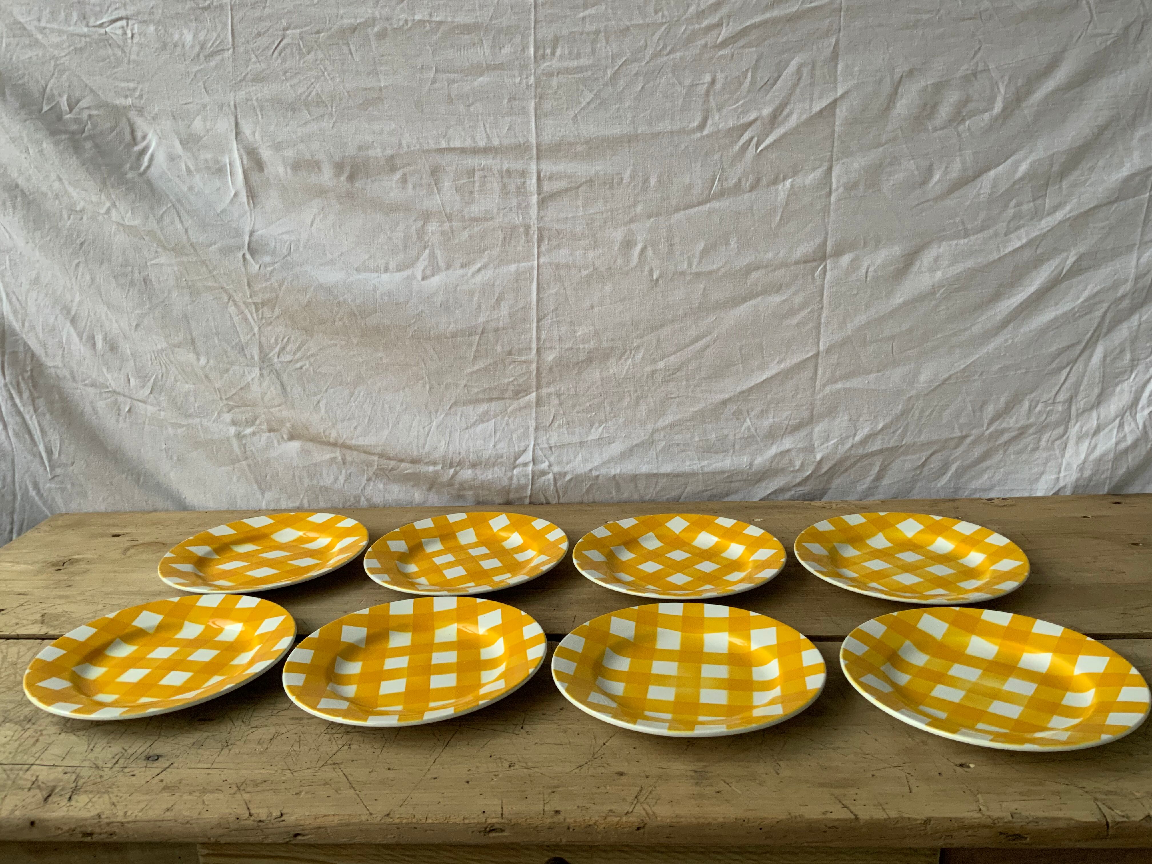 Vintage checkered plates