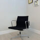 Fauteuil modèle 107 de Charles & Ray pour Vitra