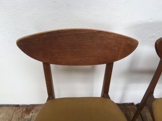 Pair of Scandinavian chairs wood