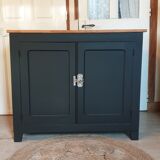 Black Parisian buffet