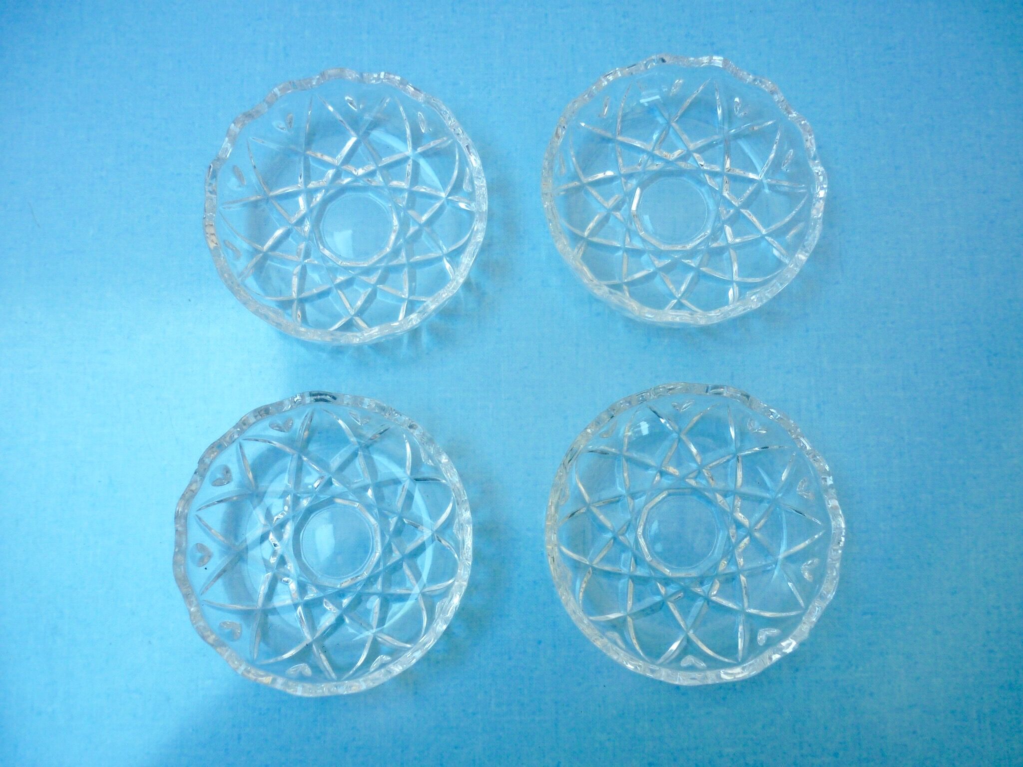 4 crystal chisell ramekins