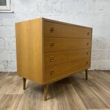Vintage Scandinavian chest of drawers with 4 drawers in oak, 1960s
