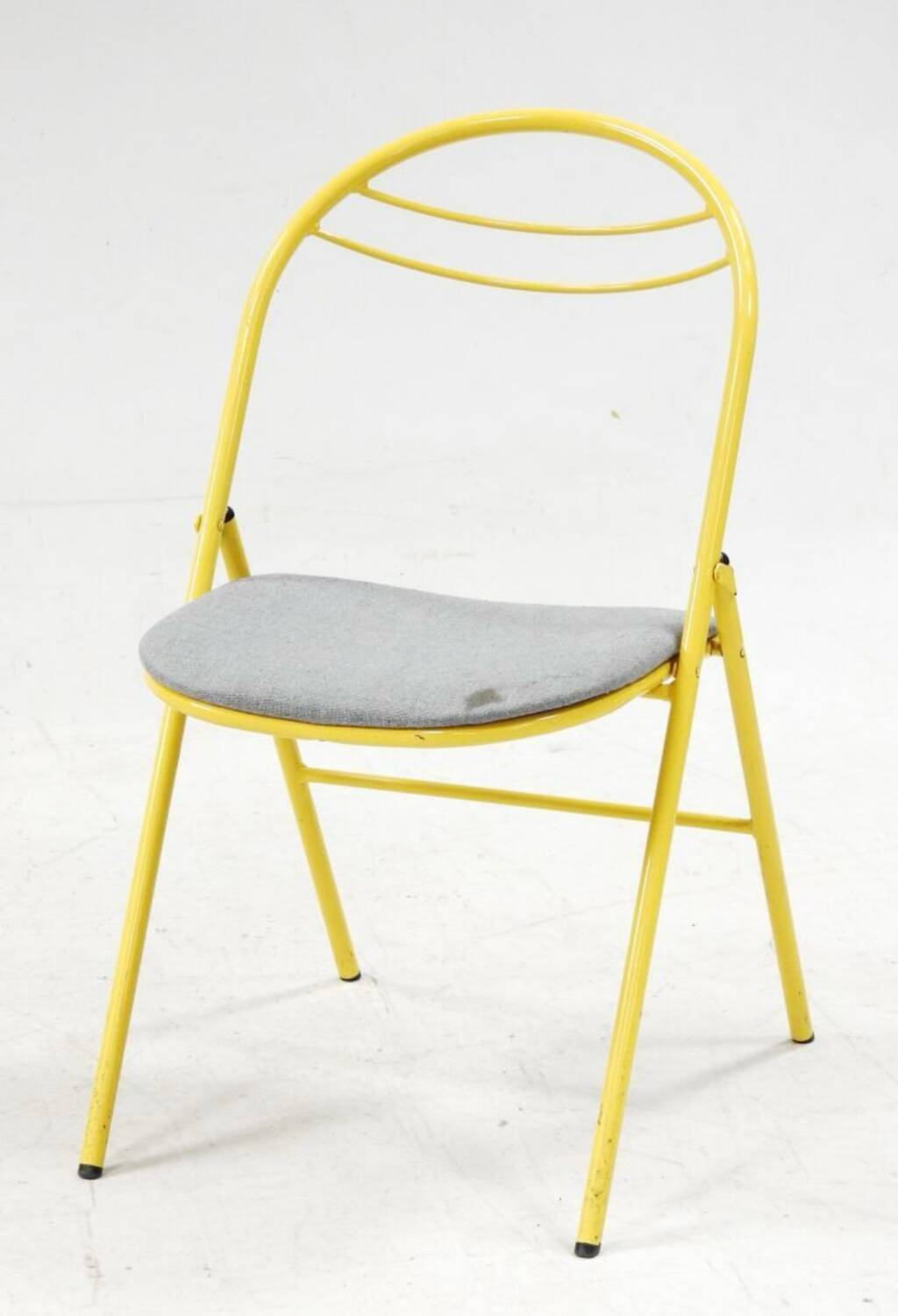 Pair of “plichaise” chairs, Souvignet edition, 1980