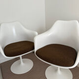 Knol armchair