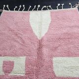 Beni Mrirt rug, handmade in traditional style, size 140 x 260 cm.