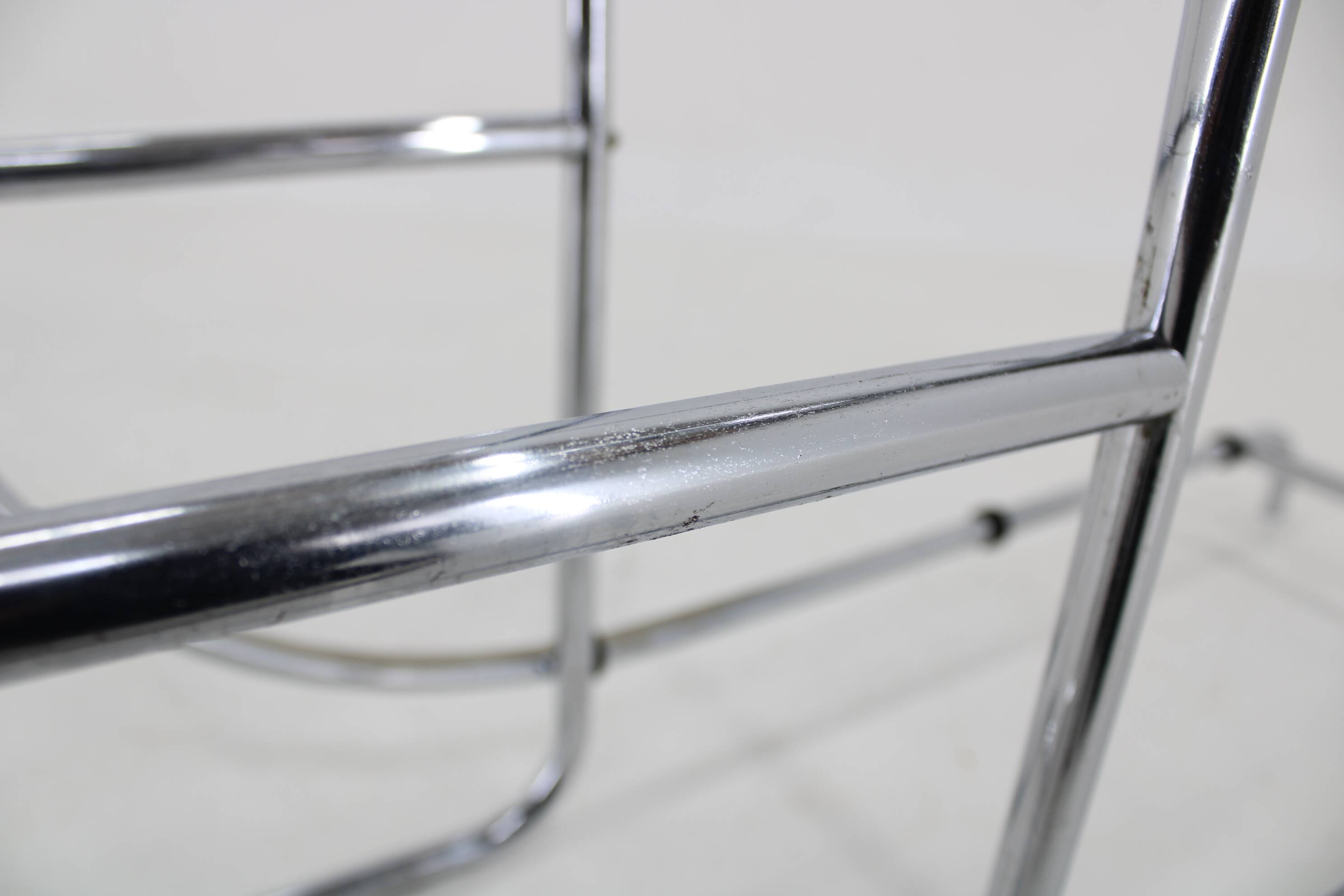 1930s Bauhaus Chrome Plated Etagere with Opaxy Glass, Czechoslovakia