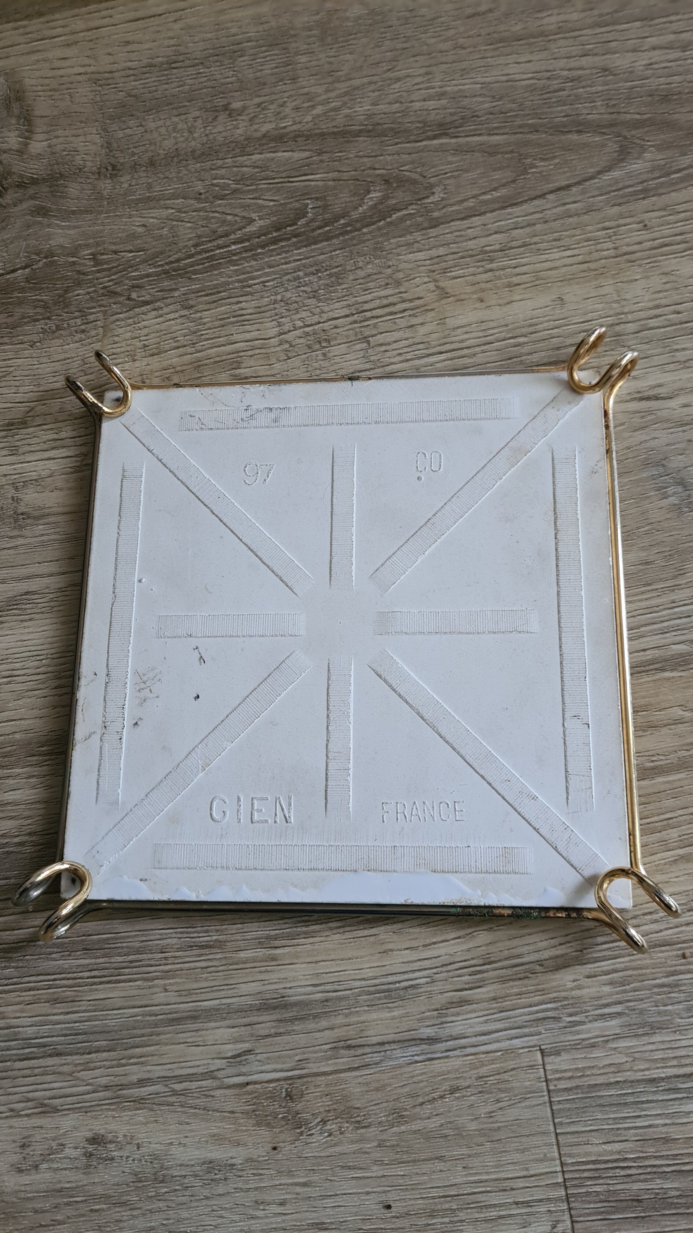 Old faience trivia Gien floral decoration