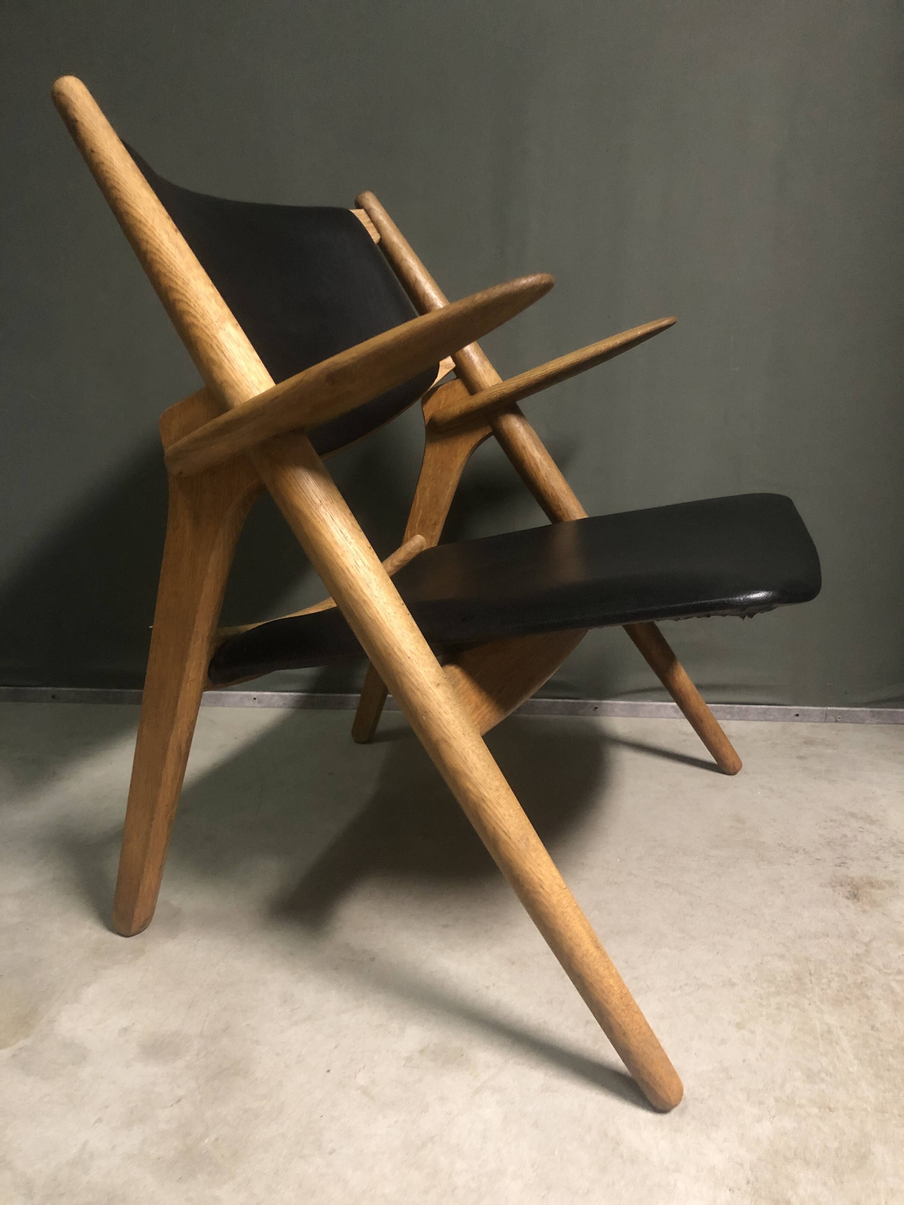 CH28 Sawbuck Lounge Chair by Hans Wegner for Carl Hansen & Søn, 1950s
