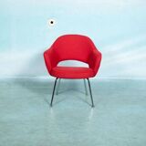 Knoll Saarinen executive chair from the 1960s space age.