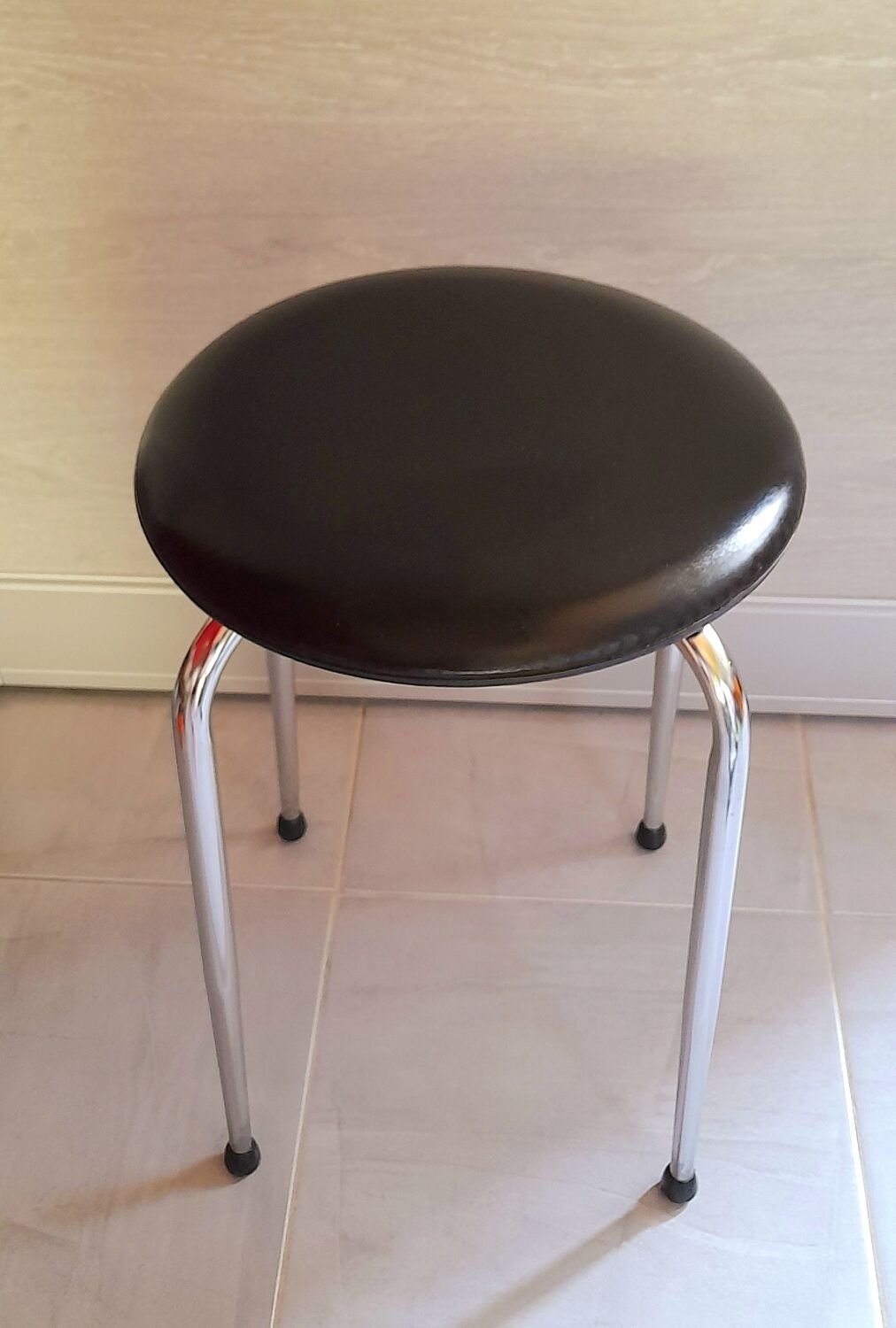 70s chromed metal stool