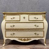 Louis XV style curved chest of drawers in lacquered and gilded wood