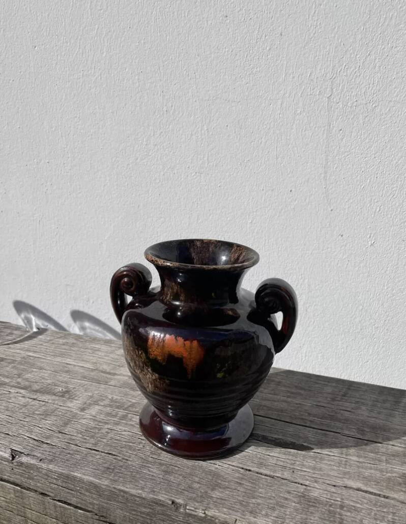 Ceramic vase with glaze 1970