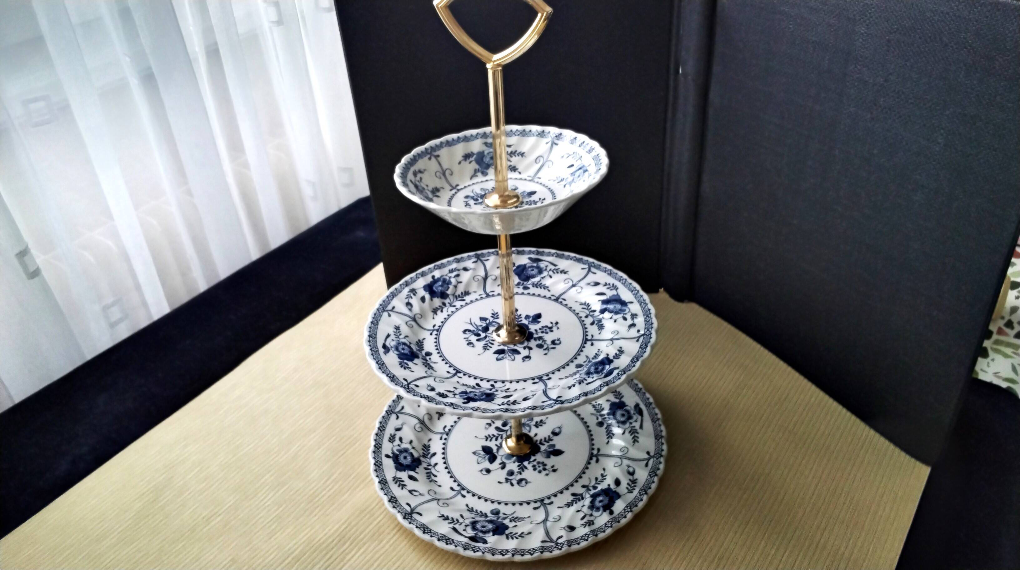 Johnson Bros. Indies Pattern English Porcelain Mute Servant