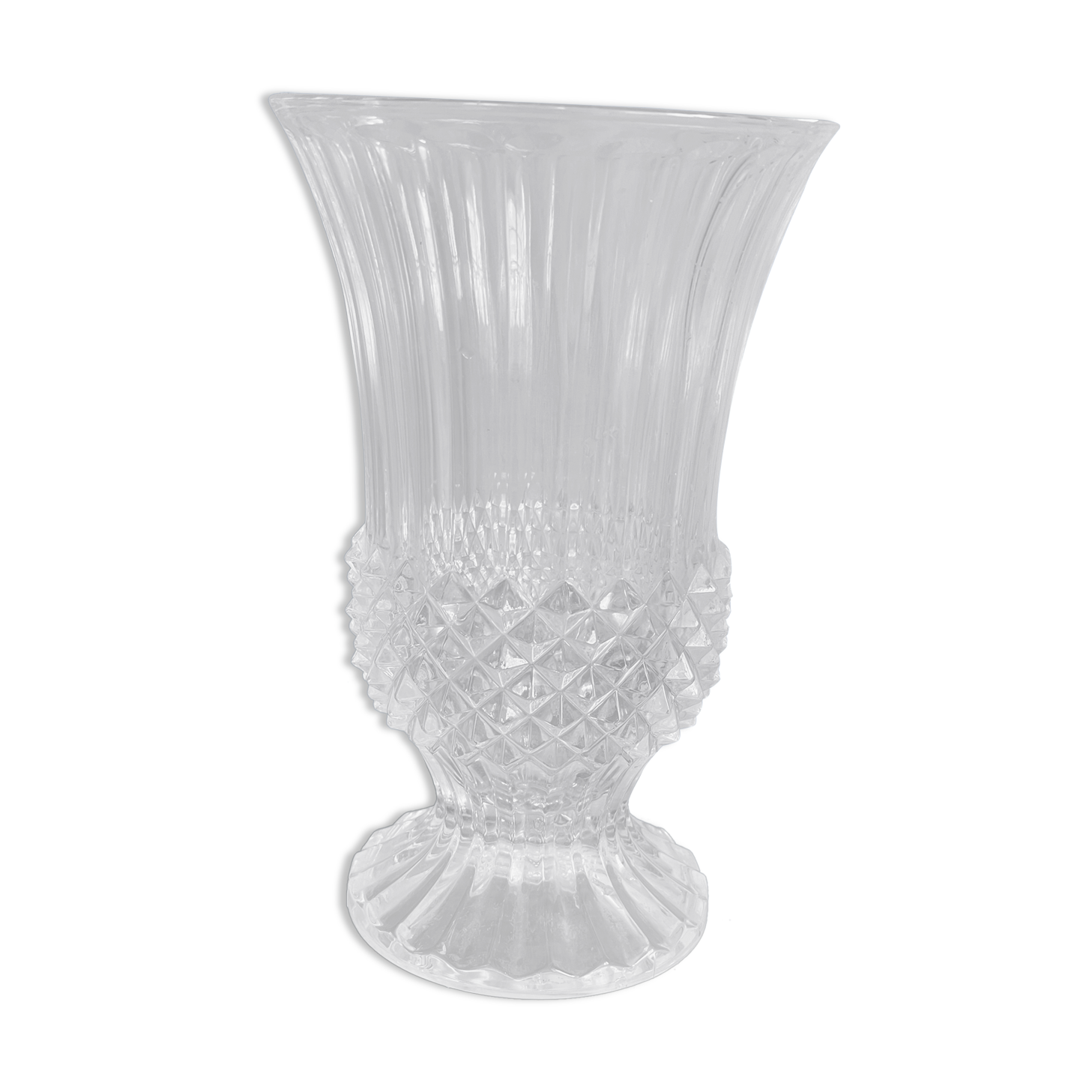 Very nice vintage vase tip of glass diamonds