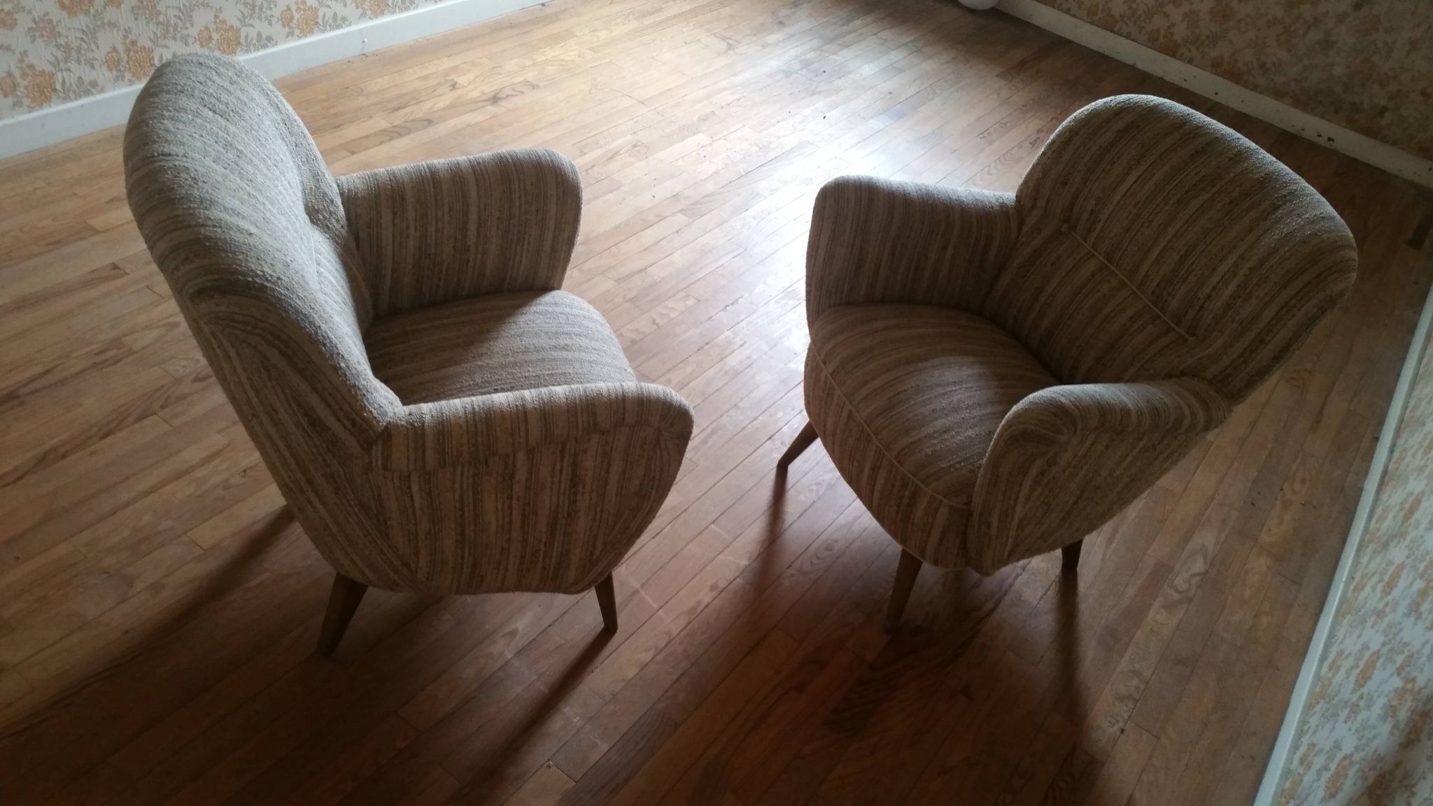 Fauteuil organique des années 50