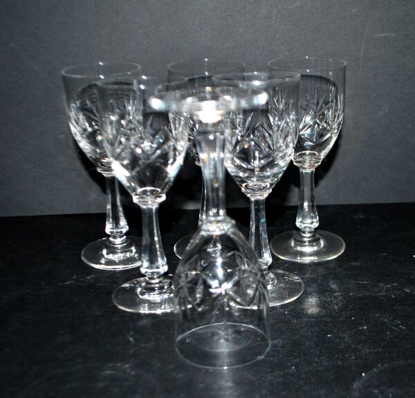 Saint-Louis lot de 6 verres à pied en cristal taillé palmettes 1900 H11.5