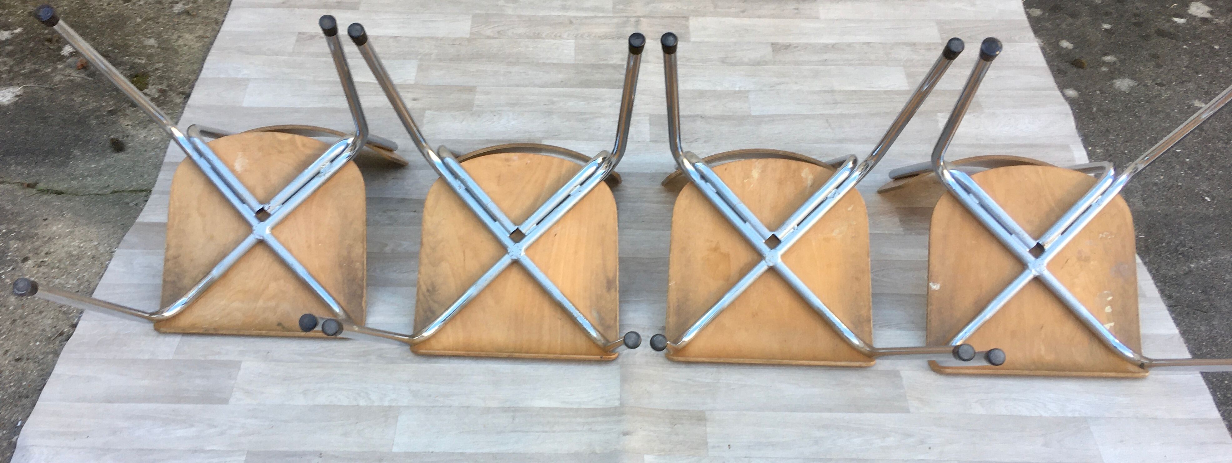 Set of 4 retro chairs in formica