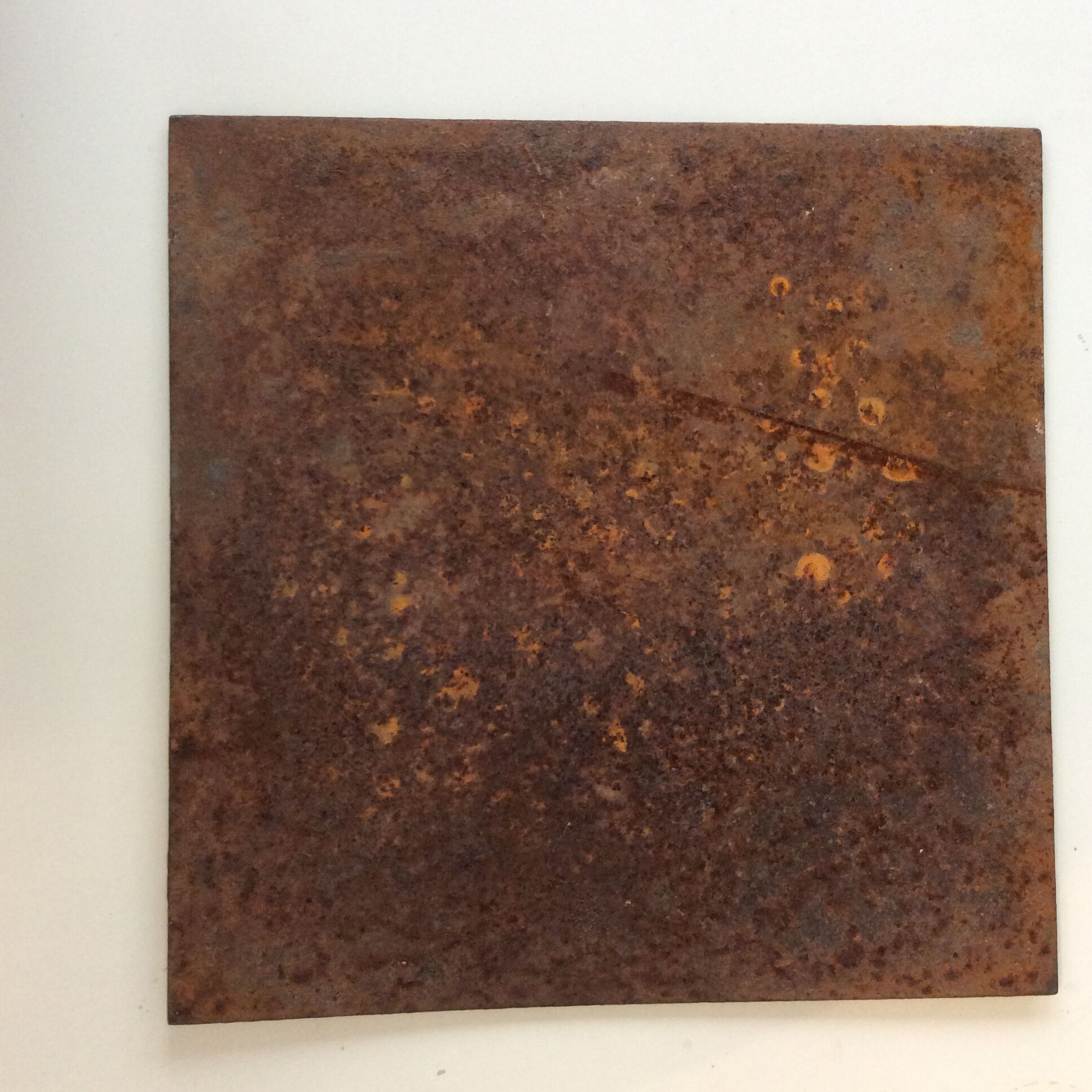 enamelled flower plate 20x20cm