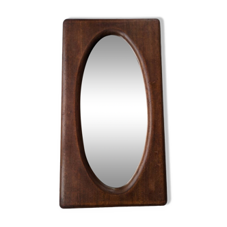 Oval mirror with wooden frame