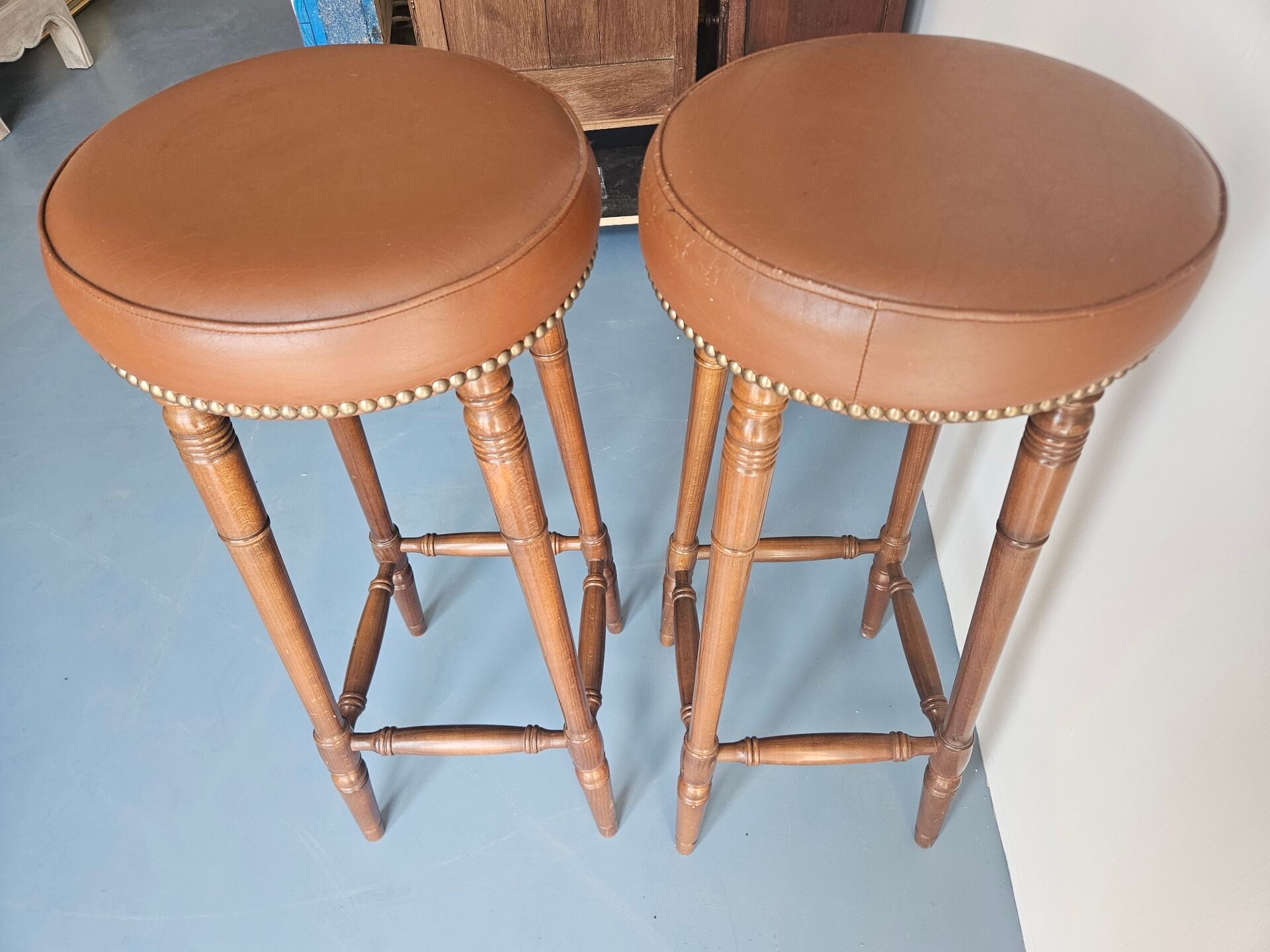 Bar stool