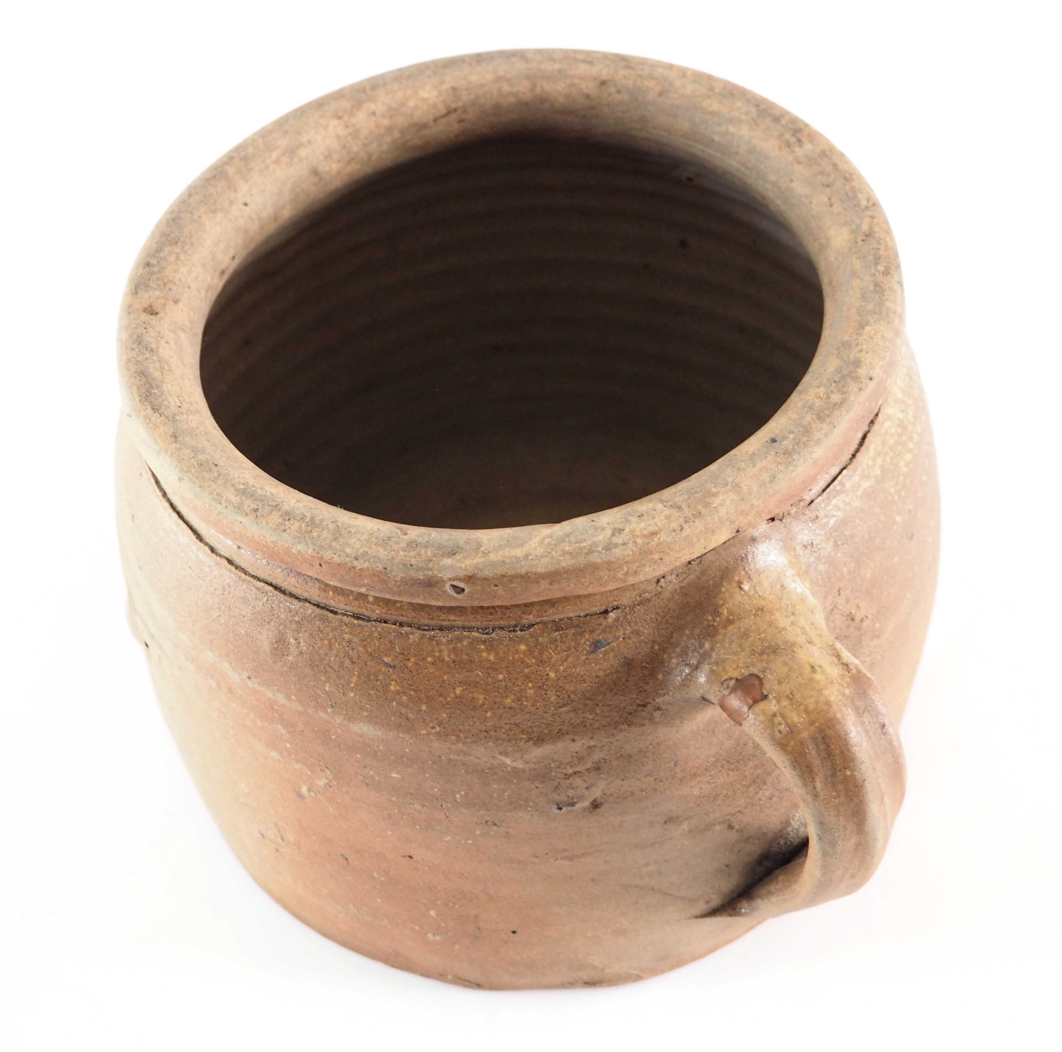 Old handle pot