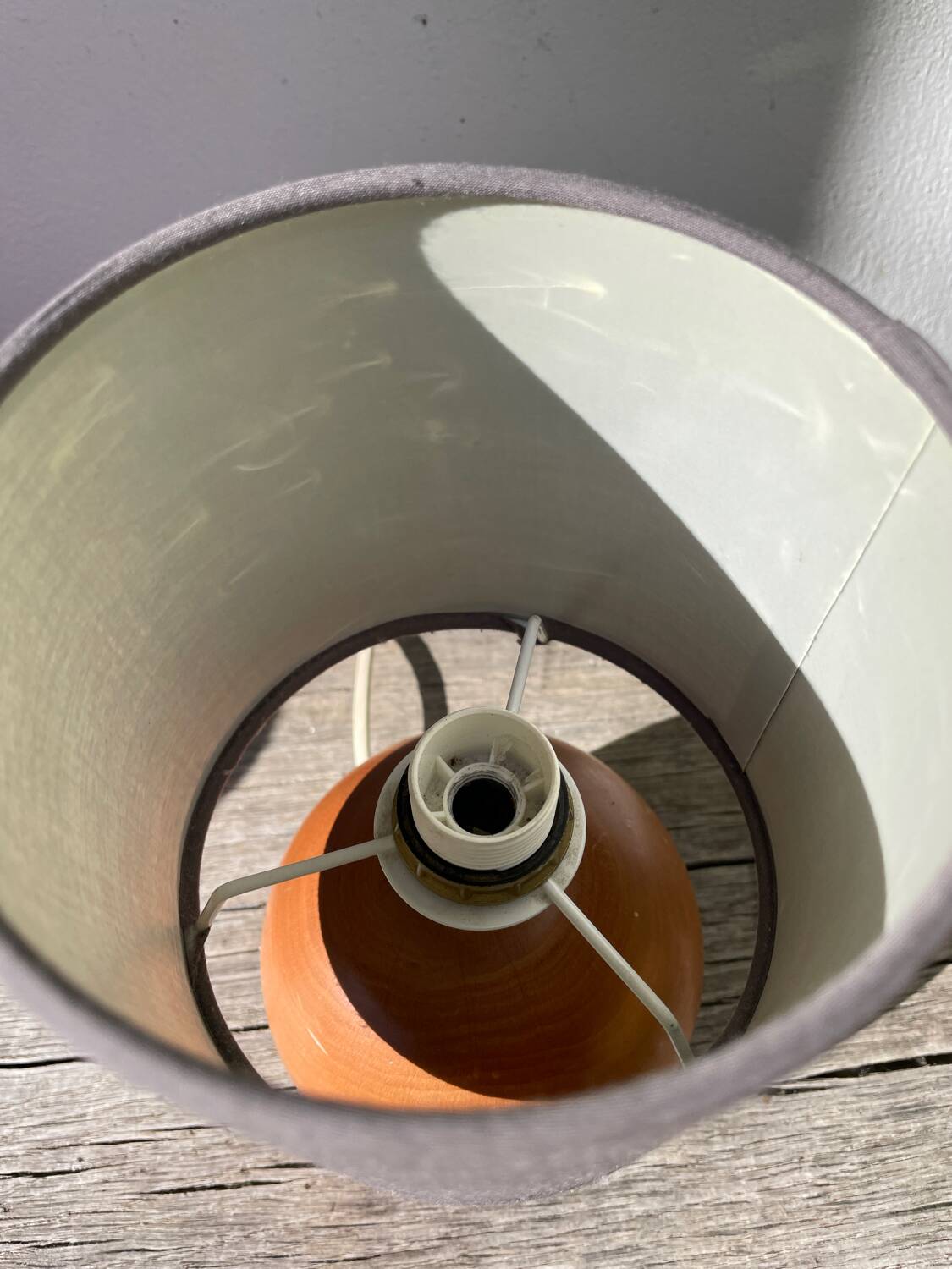 Lampe boule en bois tourné 1989o