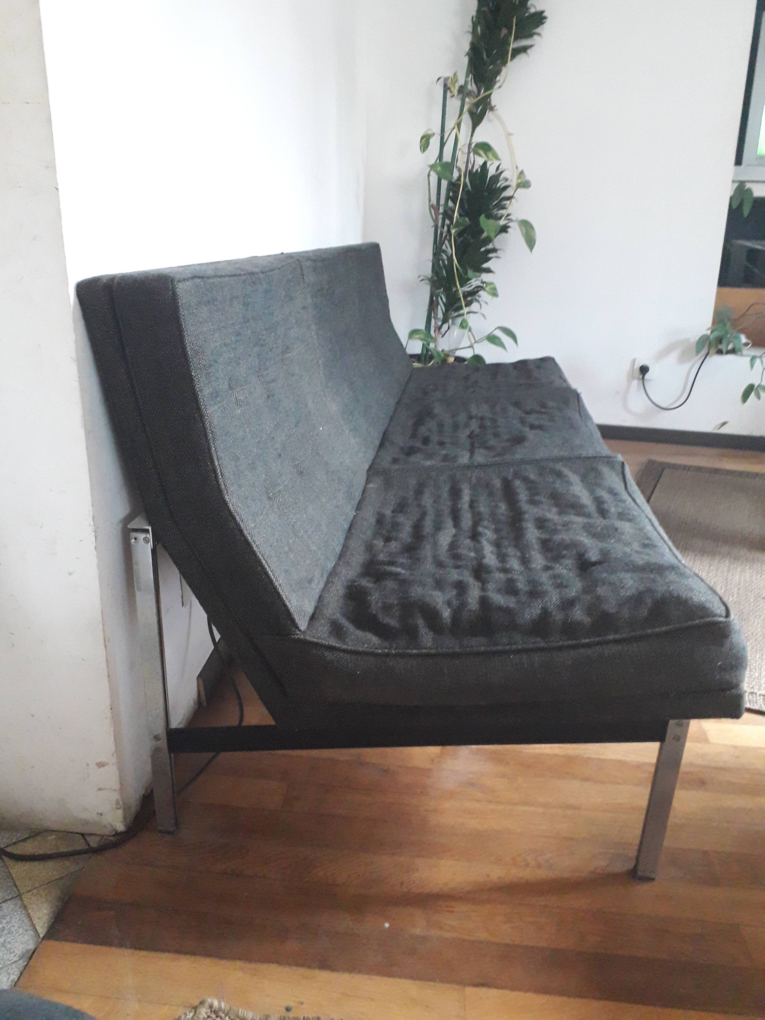 Parallel bar sofa by Florence Knoll for Knoll International 1960