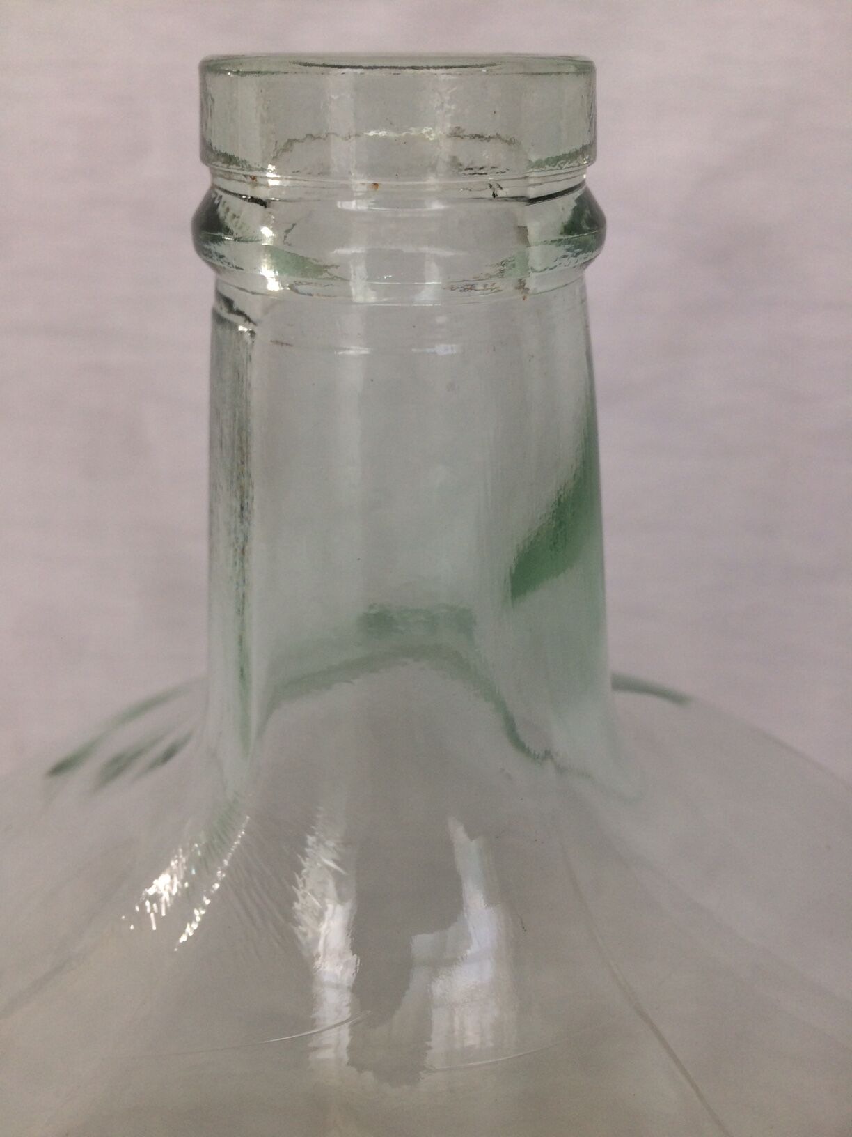 Dame-jeanne de 10 L transparente de forme Vireza