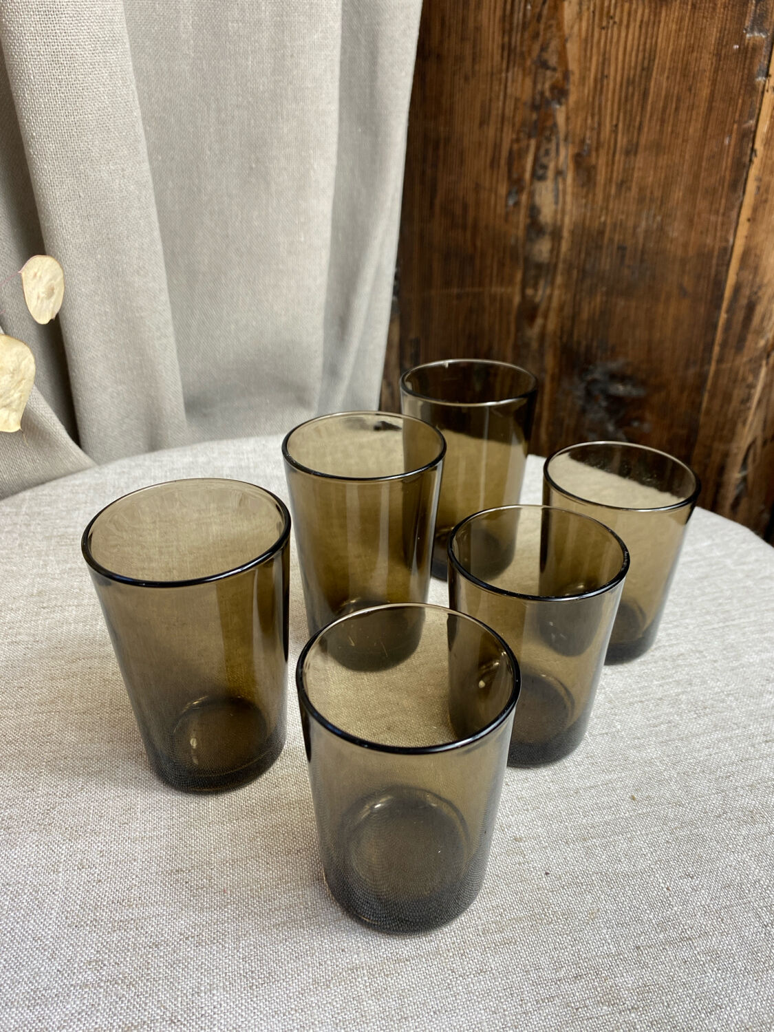 Six glasses, smoked glass, Vereco, 1970s
