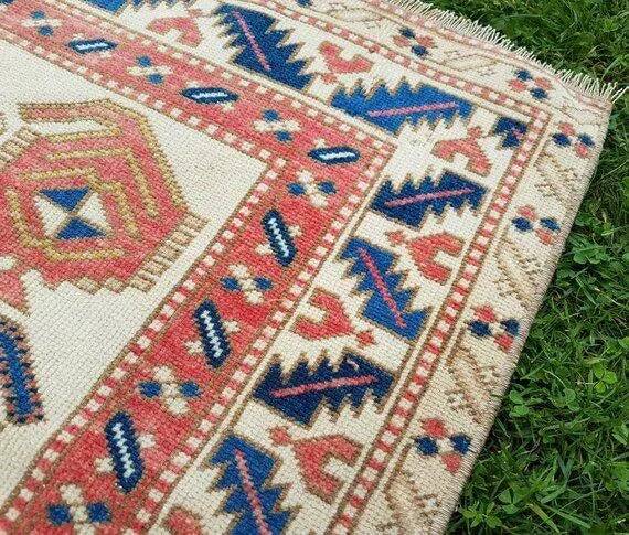 Vintage Turkish handmade rug 110x177 cm