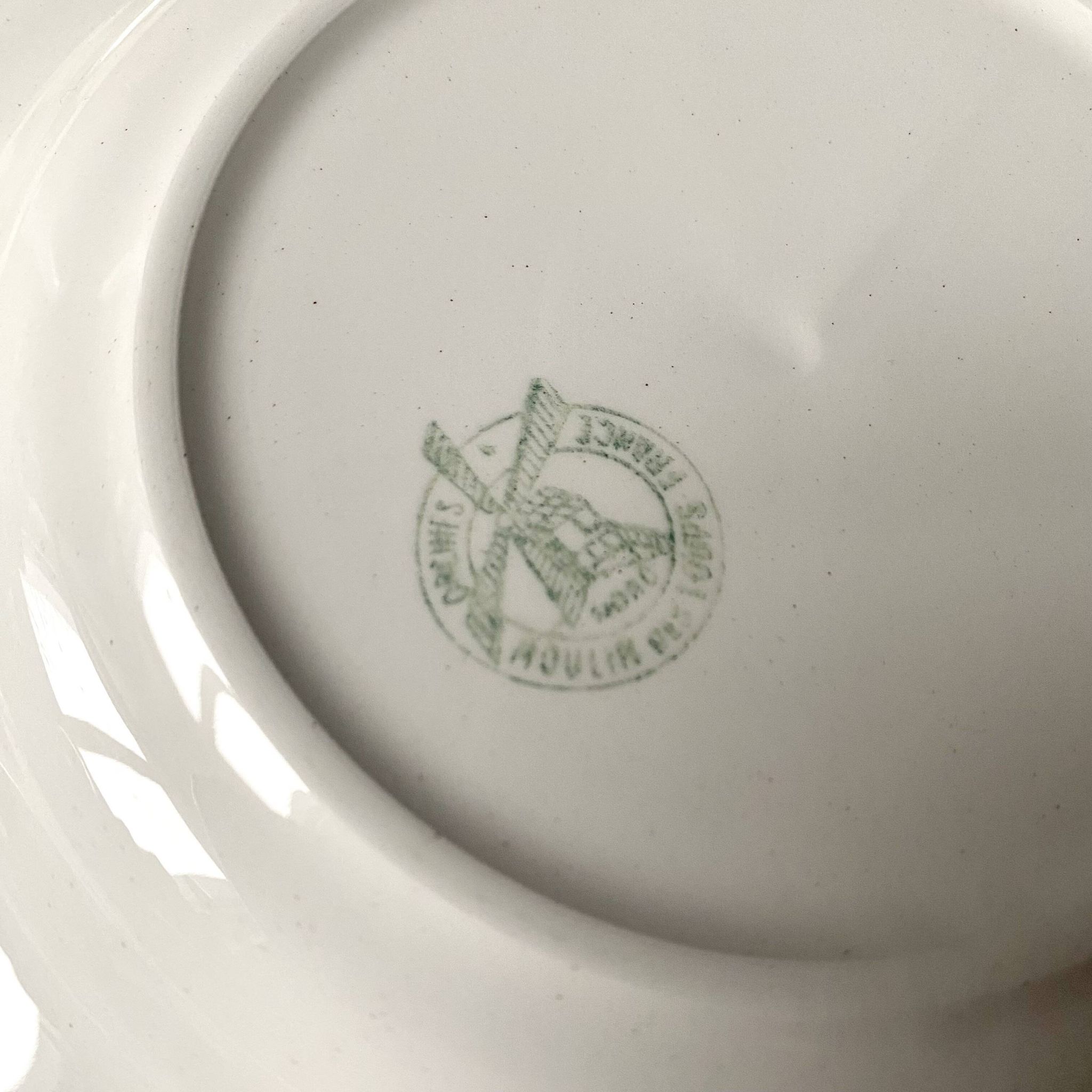 Moulins des loups soup plates, green grid