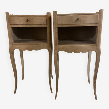 Pair of old renovated bedside tables - Old-fashioned patina