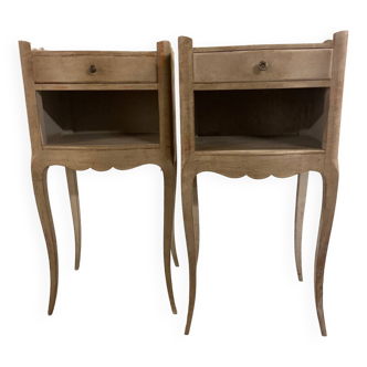 Pair of old renovated bedside tables - Old-fashioned patina
