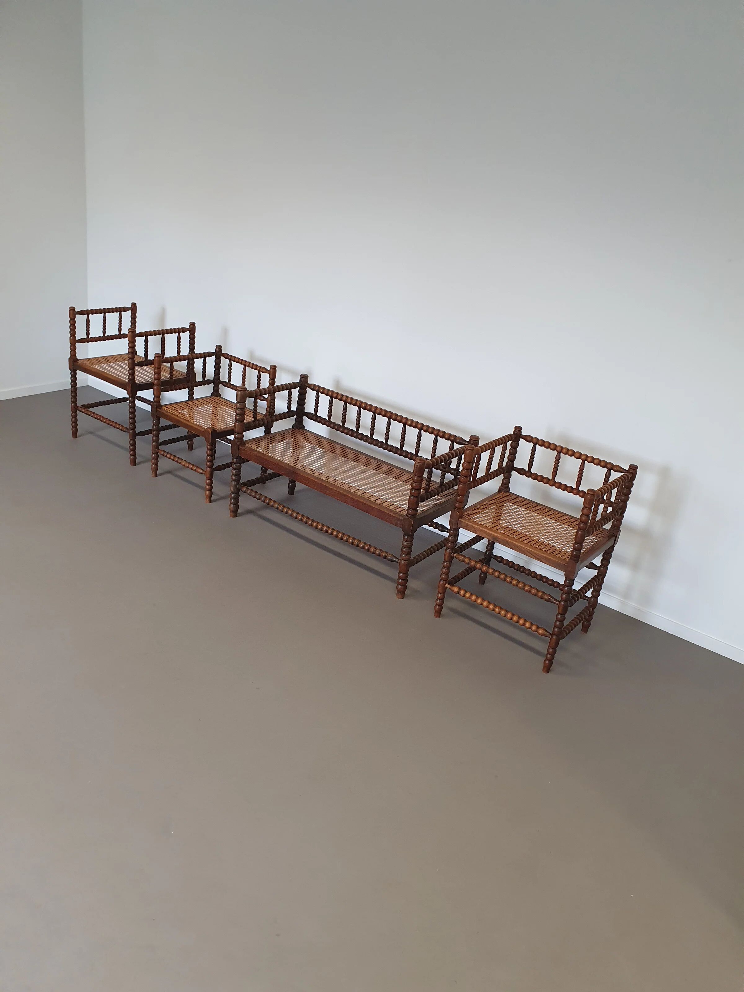 Matching Bobbin family group 1 x bench, 3 x chair.