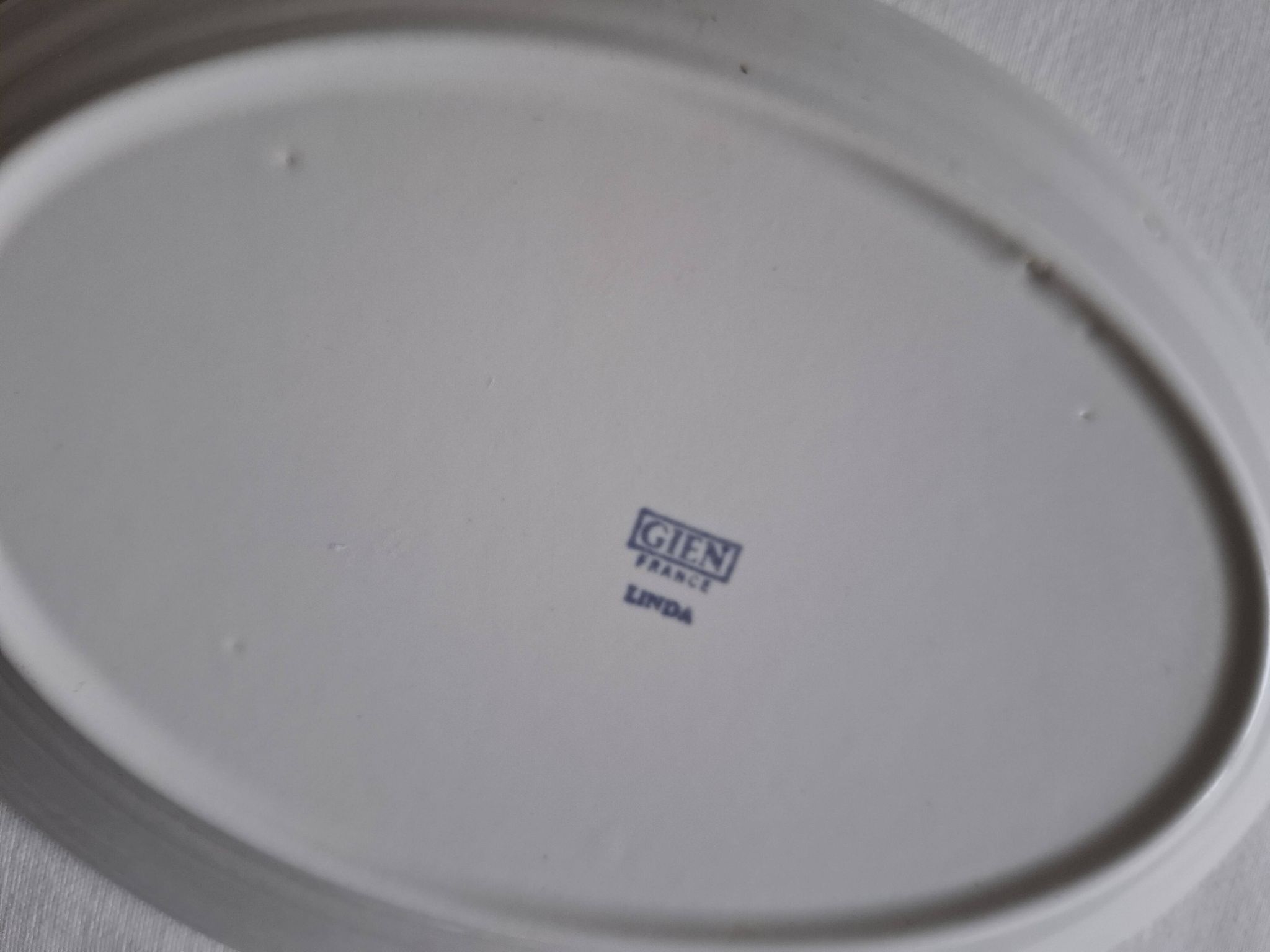 Plat creux gien